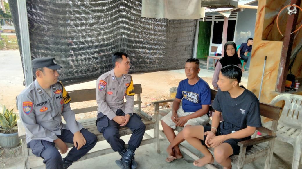 Bhabinkamtibmas Polres Pringsewu Aktif Sambang ke Masyarakat Guna Menyerap Informasi dan Menyampaikan Pesan Kamtibmas