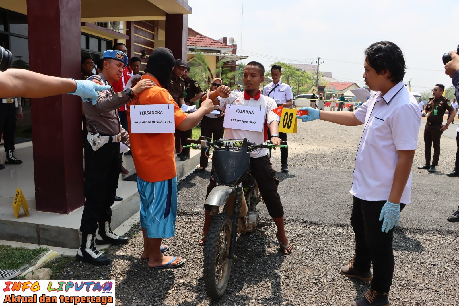 Polres Pringsewu Gelar Rekonstruksi Pembunuhan : 24 Adegan Diperagakan*