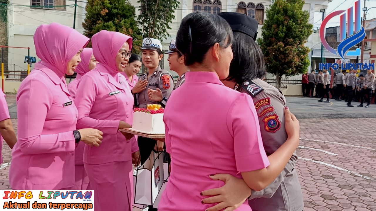 Polwan Polres Samosir Terima Kejutan Dari Bhayangkari Pada HUT Polwan Ke-76