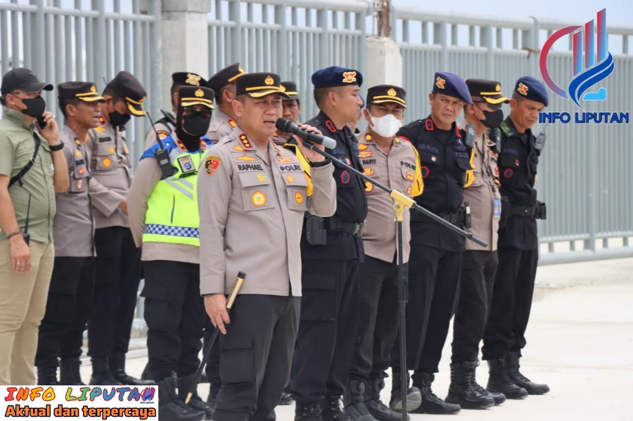 Personel Gabungan Polresta Deli Serdang dan Instansi Lainnya Laksanakan Apel Persiapan Pengamanan Closing Ceremony PON XXI Tahun 2024 Aceh-Sumut
