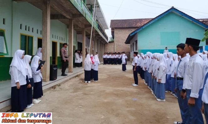 Jadi Pembina Upacara Di MA Dan MTS GUPP Ini Pesan Bhabinkamtibmas Brigpol Gulbidin