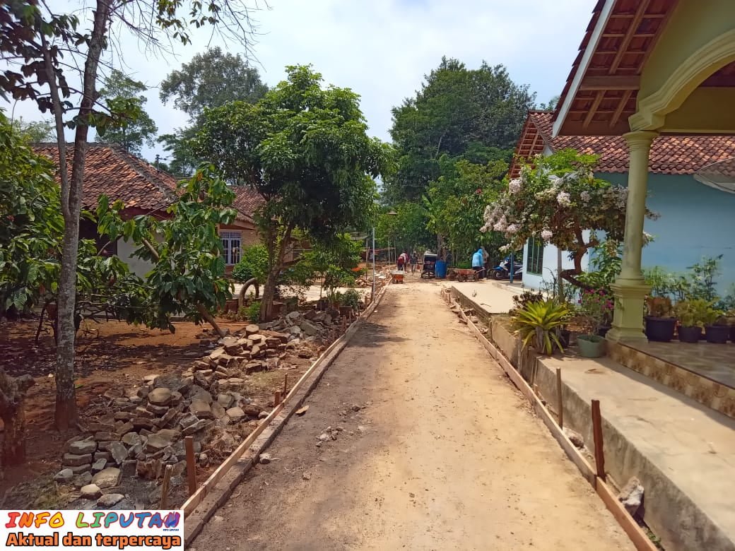 Pembagunan jalan Rabat Beton Desa Sukamandi Masyarakat Ucapkan Terimakasih