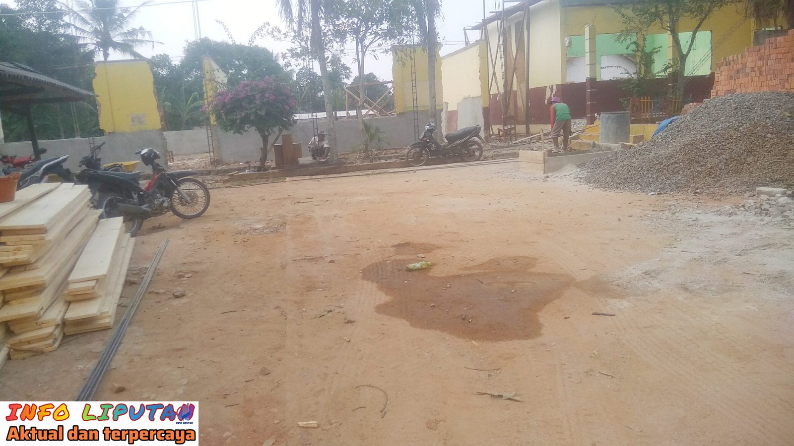 Papan Informasi Kegiatan Tidak Di Pasang, Diduga Proyek Rehab SDN 01 Enggal Rejo Banyak Kecurangan