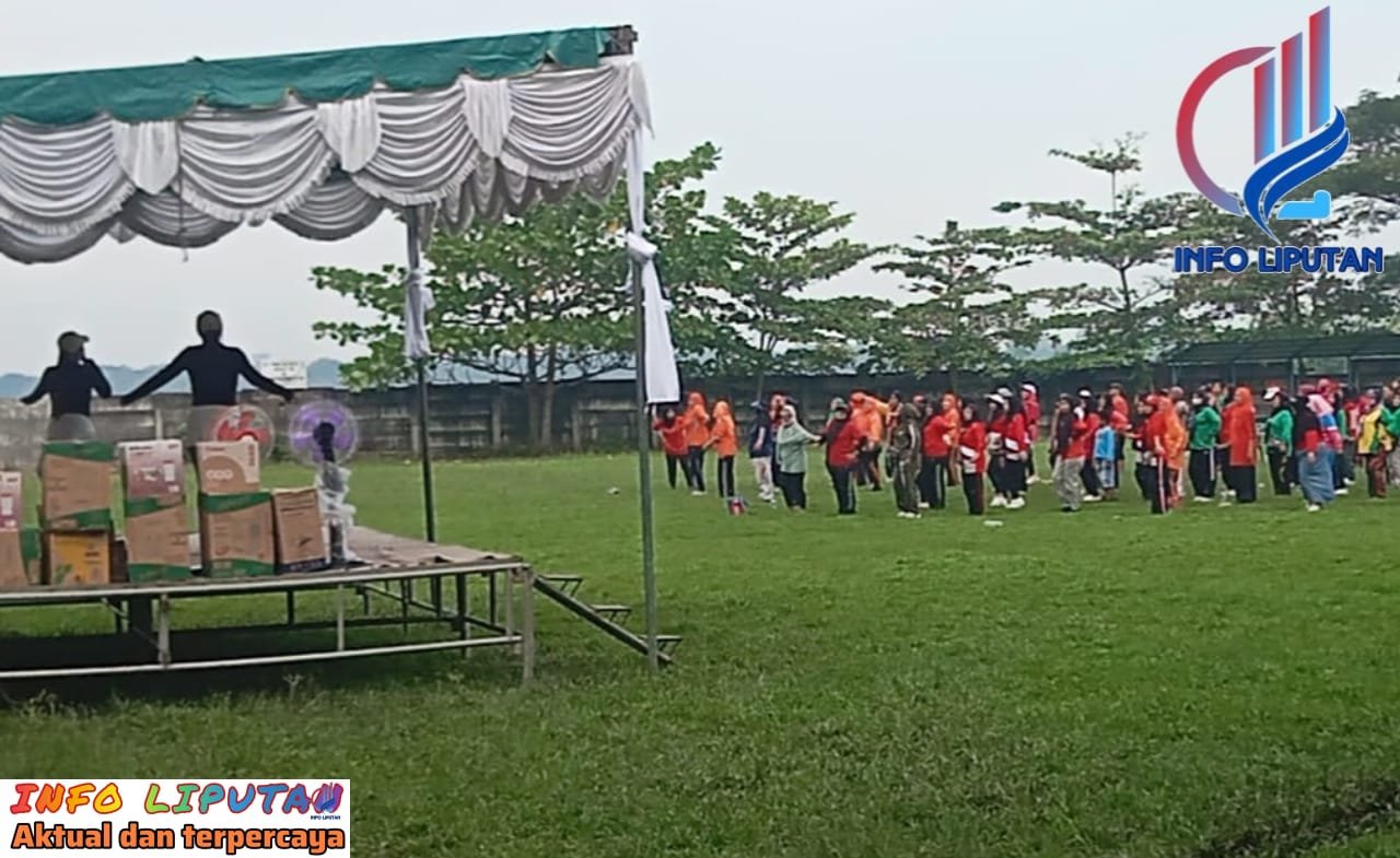 Warga Deli Serdang Inginkan Perubahan, Goyang Dua Jari Paslon Nomor Urut 02 di Pantai Labu Sepi