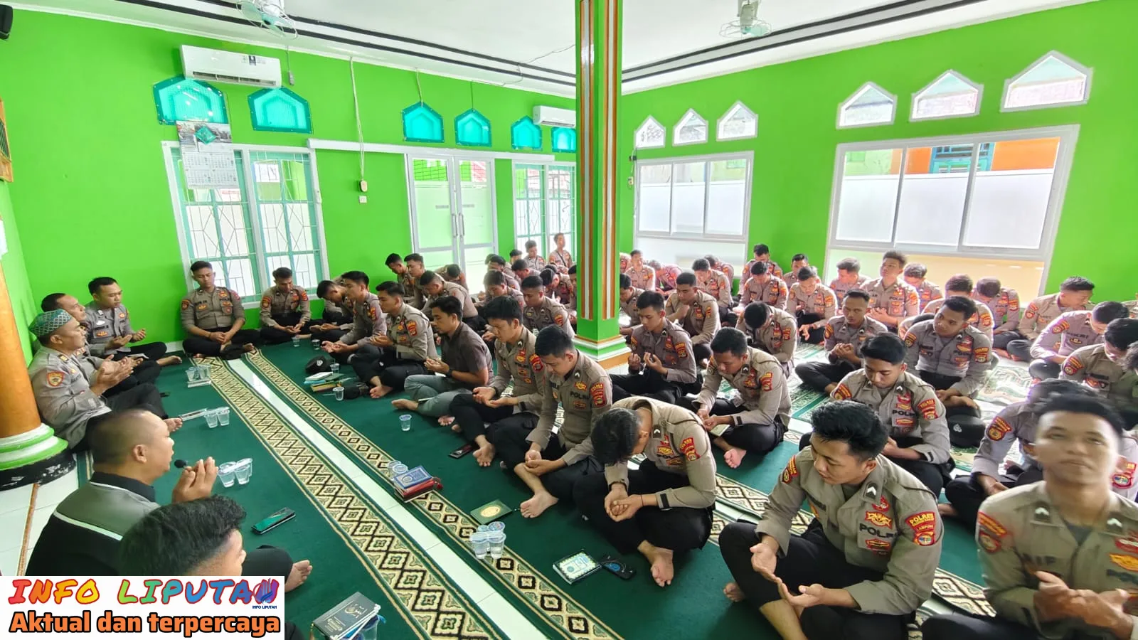 Laksanakan Binrohtal Untuk Menciptakan Karakter Anggota Polres Pesisir Barat Yang Lebih Humanis