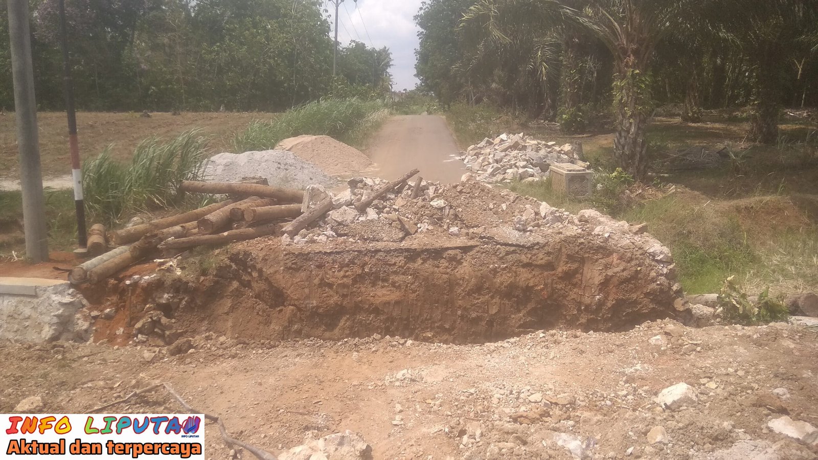 Tanpa Papan Informasi, Proyek pembangunan Jembatan di Panggungrejo Utara Jadi Pertanyaan Publik