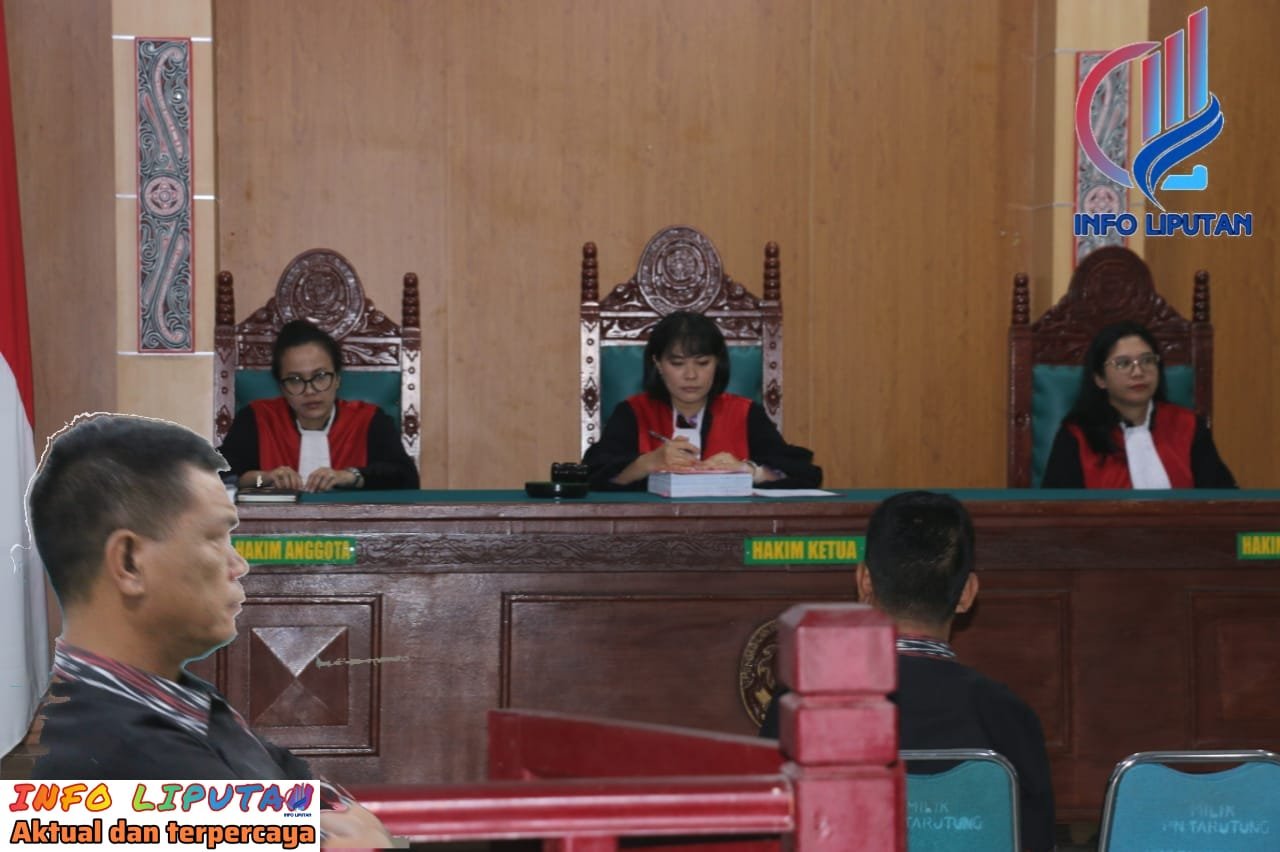 Sidang Pidana Pemilu, Wajah Terdakwa Camat Sipahutar Nampak Berkerut