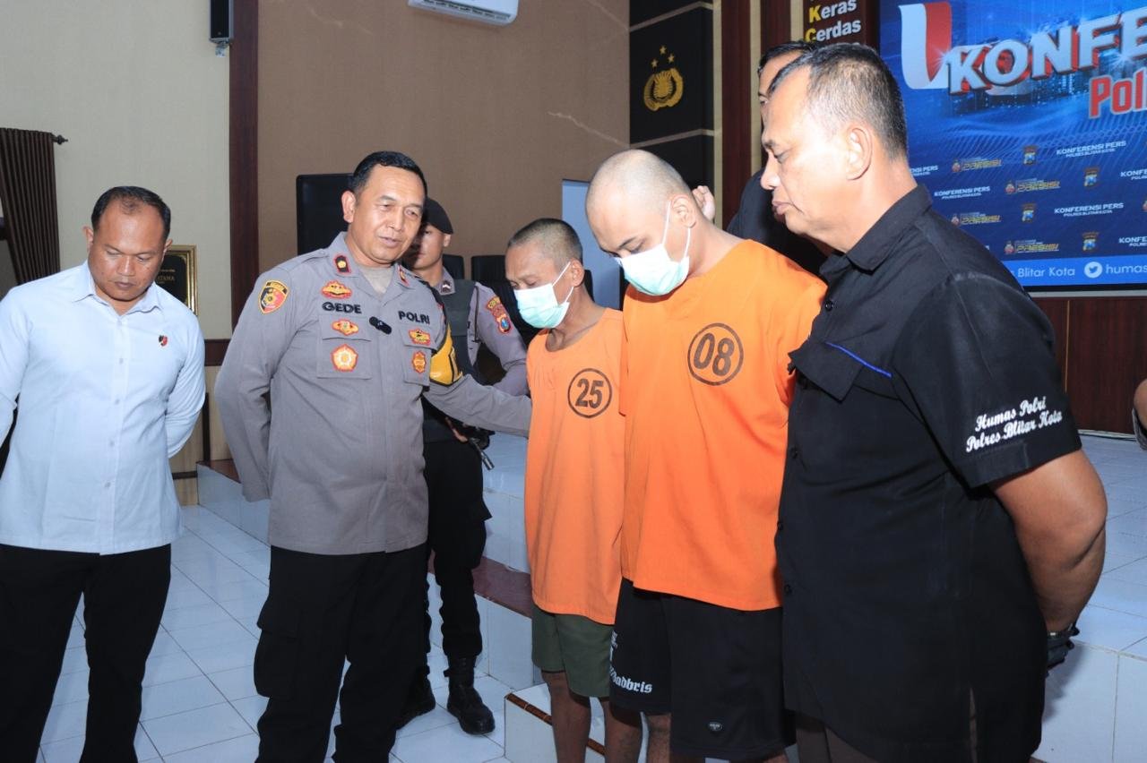 Polres Blitar Kota Berhasil Ungkap Peredaran Narkoba, Amankan 2 Tersangka Serta Barang Bukti Sabu dan Pil Dobel L