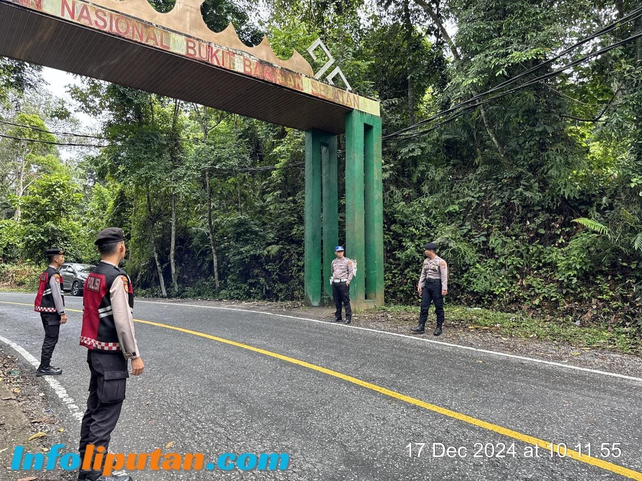 Polsek Bengkunat dan Personel BKO Pos Slendang Mayang Gelar Patroli KRYD di Kawasan TNBS