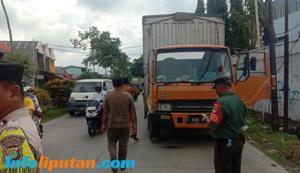 *Maraknya Parkir Liar Trantib Batuceper Tertibkan Areal Jalan Garuda*
