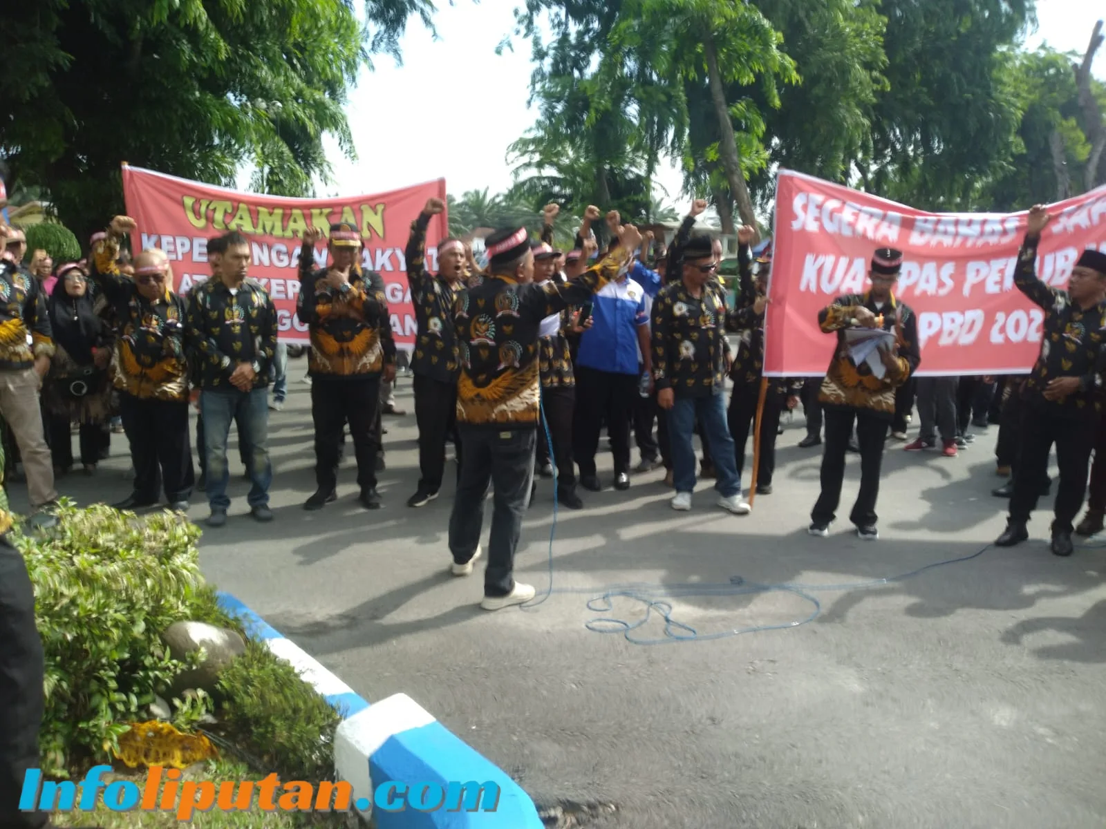 Ratusan Anggota BPD Deli Serdang Gelar Aksi Damai, Desak Pengesahan KUAPPAS dan P-APBD 2025