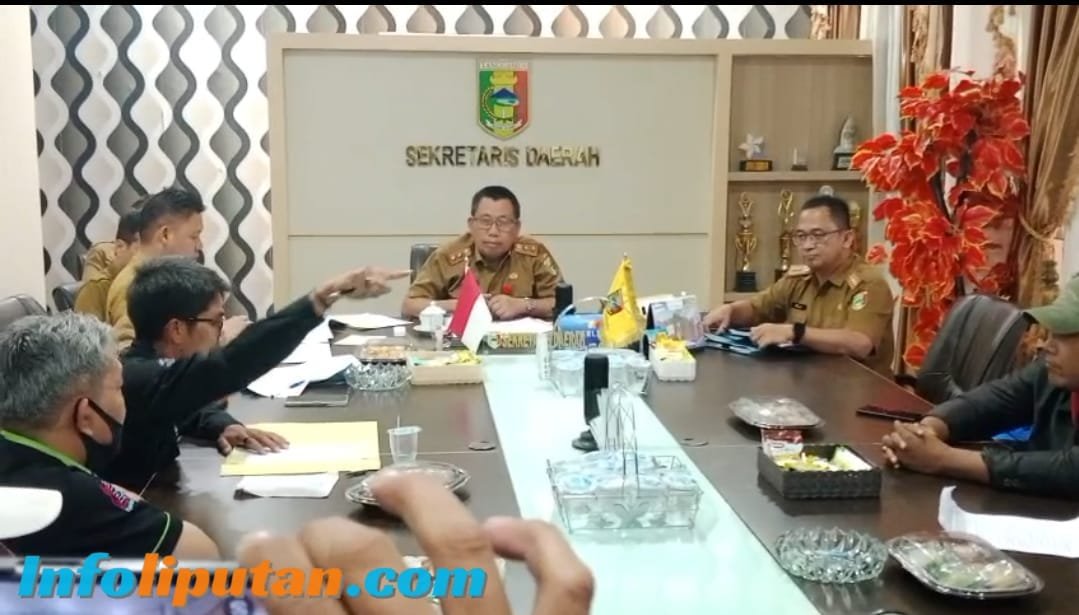 Puluhan Wartawan’ Audensi Dengan Sekda,Keputasannya Tunggu Tiga Hari