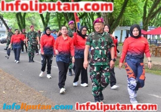 Wujud Nyata Dukung Ketahanan Pangan Nasional, Prajurit Yonif 9 Marinir Laksanakan Panen Raya Padi