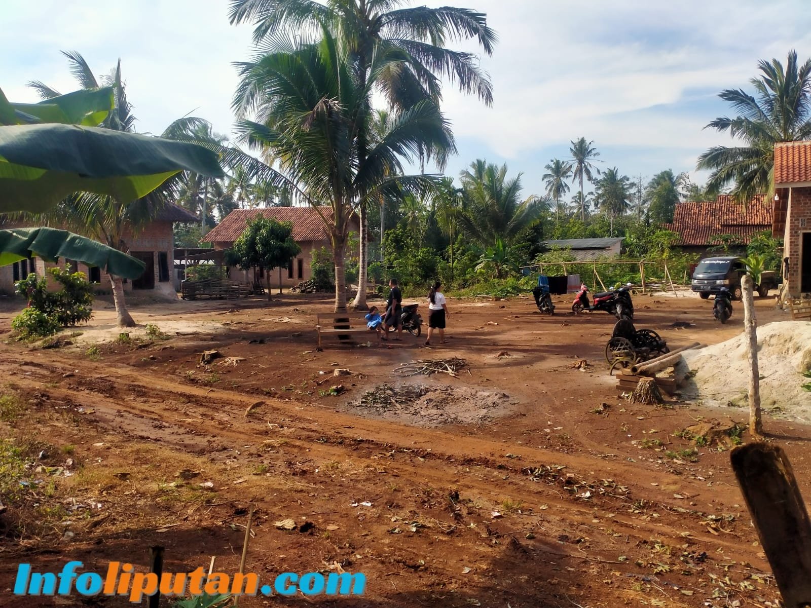 Warga Halangan Ratu Keluhkan Galian Tanah Milik PTPN 1 Regional 7, Dinilai Berbahaya bagi Keselamatan