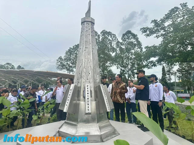 Ketua SMSI provinsi Jambi Hadiri Peresmian Monumen SMSI, tugu Media Siber Pertama di Indonesia