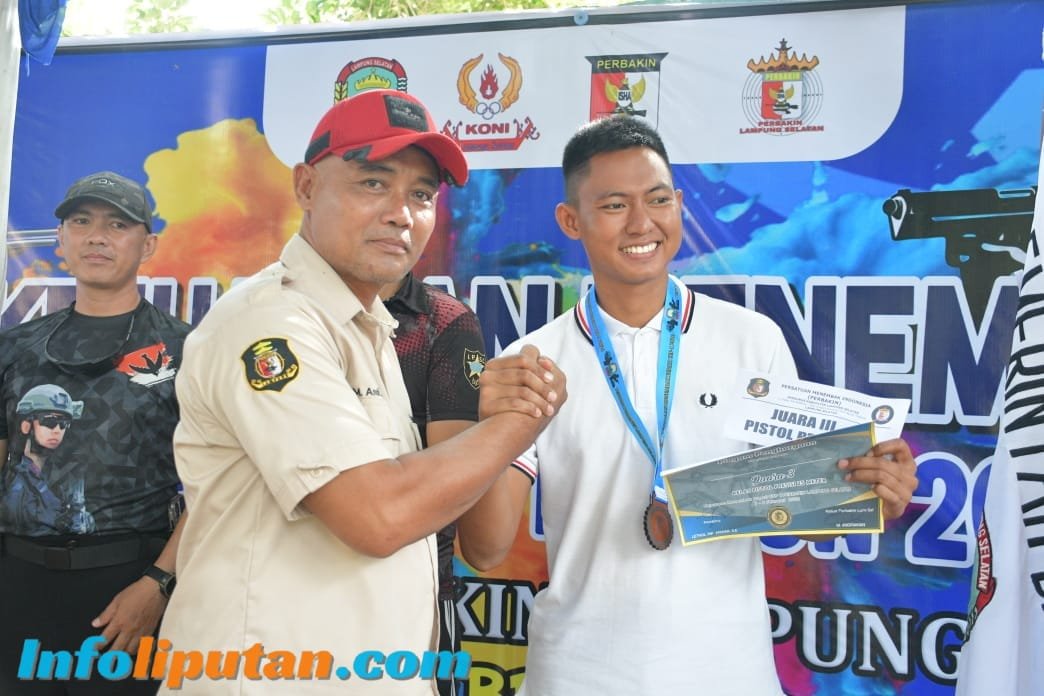 Banggakan Satuan, Prajurit Yonif 7 Marinir Raih Juara 3 Dalam Lomba Menembak Perbakin Lampung Selatan