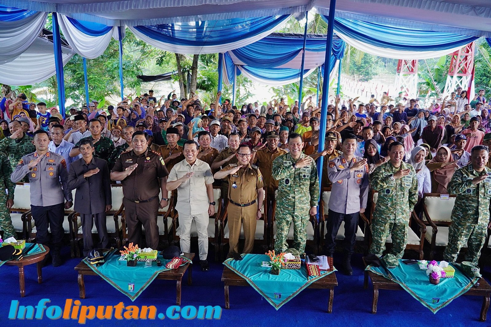 Pangdam XXI/Raden Inten Resmikan Jembatan Gantung Garuda Tahap II di Pringsewu