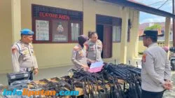 Kapolres Pesisir Barat Laksanakan Pengecekan Senjata Api Personel dan Gudang Logistik